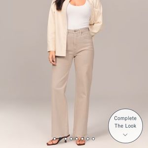Abercrombie & Fitch Curve Love High Rise 90s Relaxed Jean in Oat 29 8R